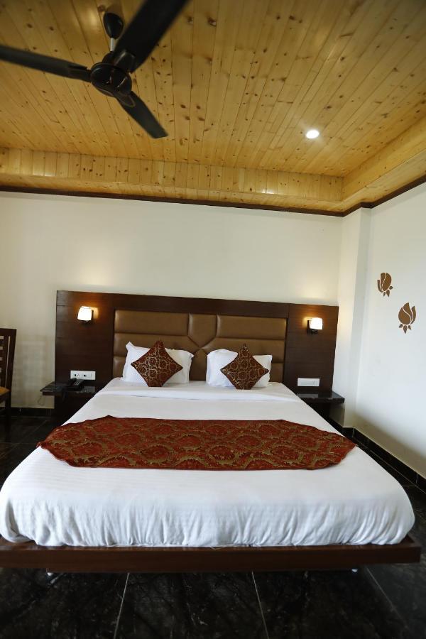 Hotel Kings Inn Mussoorie Exteriör bild